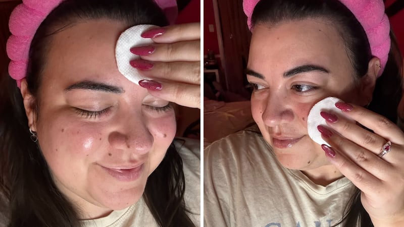 Bianca putting the Thayers toner on her forehead and cheeks